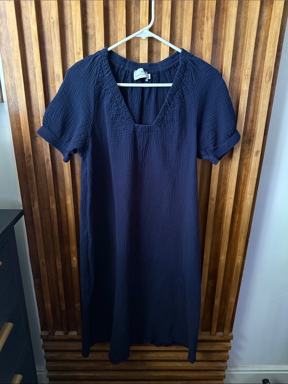 Never A wallflower 100% cotton navy Blue Gauze Relaxed Dress. XS run big